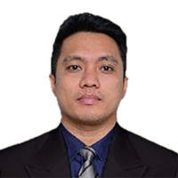 Robert R